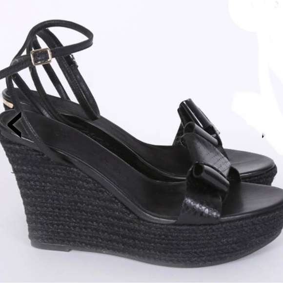 Burberry python wedge sandals - Picture 7 of 7